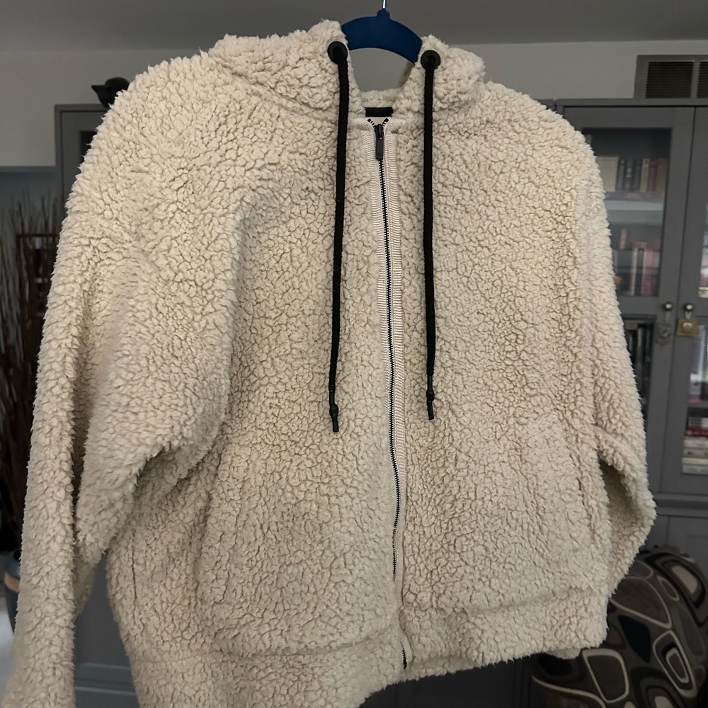 Shambhala cropped half-zip